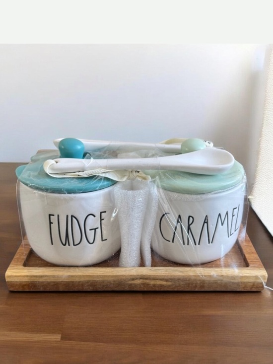 Rae Dunn Other - Rae Dunn • Fudge & Caramel Set